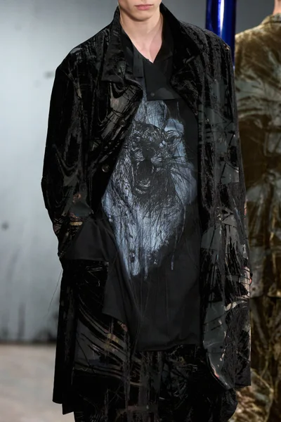 Look 82